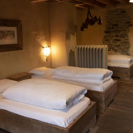 With Furry Friends * Vielsalm